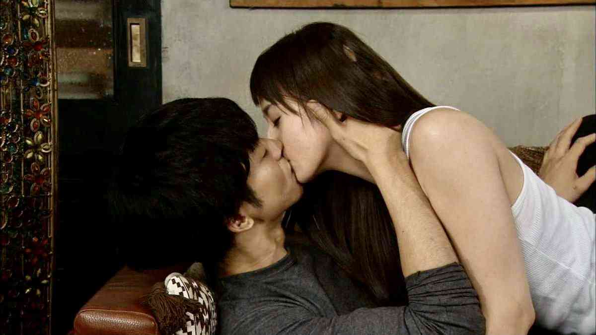 ドラマの美男美女のキスシーンが集まってくるトピ（日本ドラマ編）