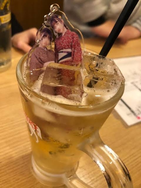 カフェで推し活
