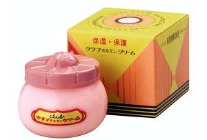 古くからある化粧品を使っている人