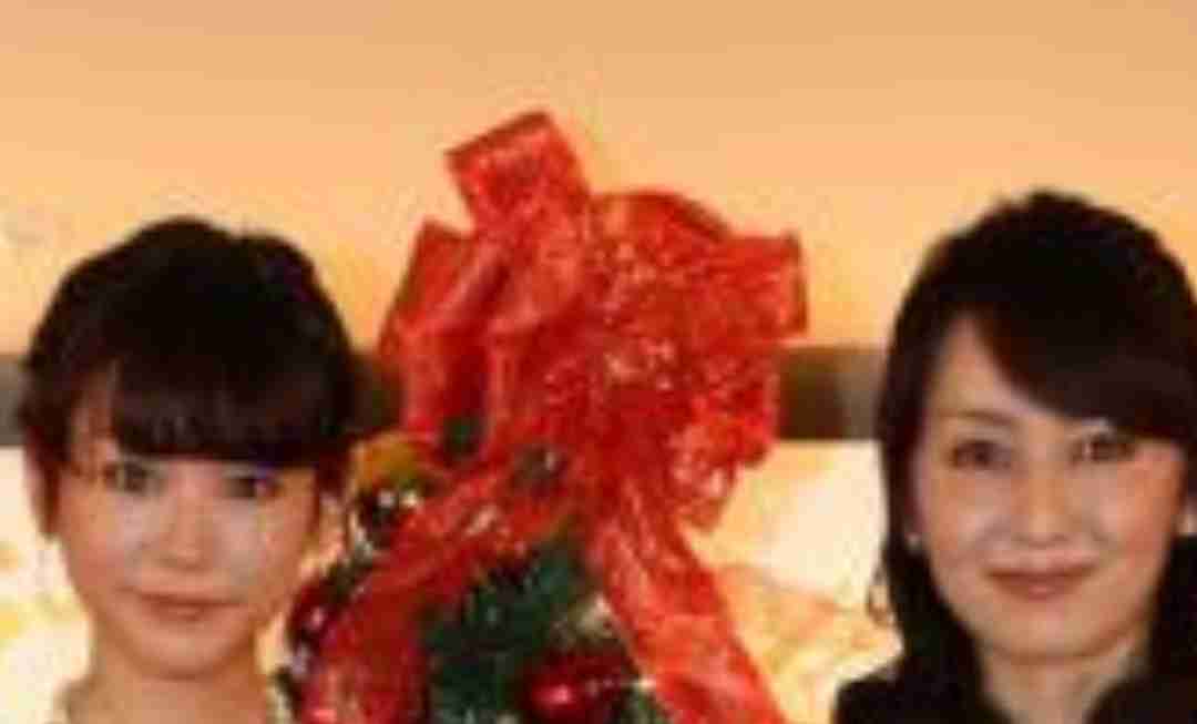 桐谷美玲が“驚異の9頭身スタイル”で銀座の街に出現 「変わらぬ美貌」と「幸せオーラ」