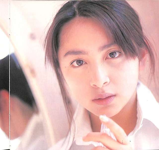 奥菜恵、身体の色素が抜ける病「尋常性白斑」公表「現在も進行中です」