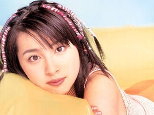 奥菜恵、身体の色素が抜ける病「尋常性白斑」公表「現在も進行中です」