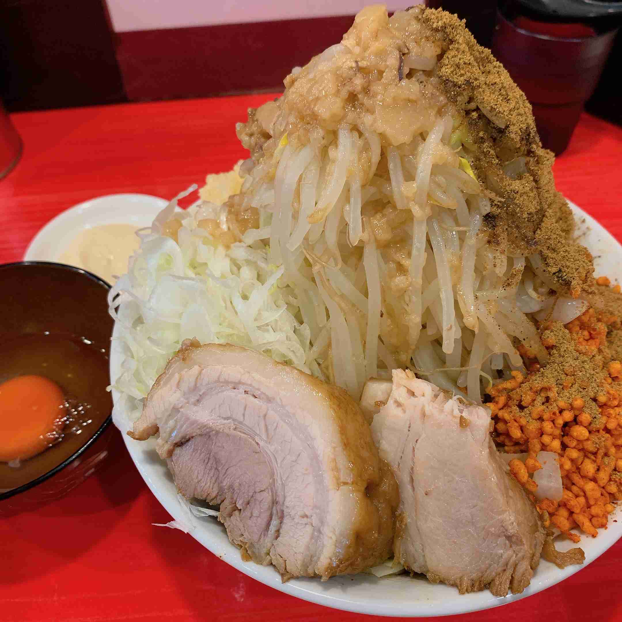 身長と体重と好物を述べるトピ