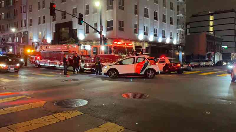 サンフランシスコでは毎日自動運転タクシーに乗ってるんだけどメリットが多すぎて人間が運転するタクシーにもう乗りたくない