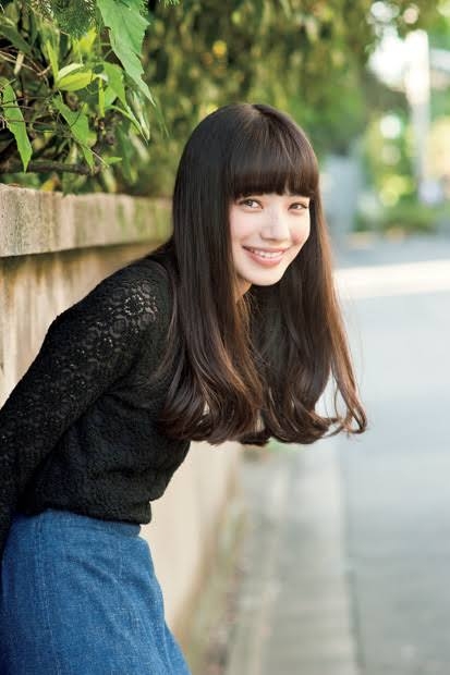 菅田将暉&小松菜奈夫妻の2ショットに反響「ビジュ強すぎ」“投稿時間”にも注目集まる
