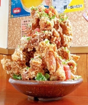 さすがにデカすぎるだろ…　ローソンの『でからあげクン』が桁違いだった