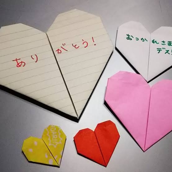 学生時代の流行アイテムを載せてガル民を懐かしい気持ちにさせるトピ