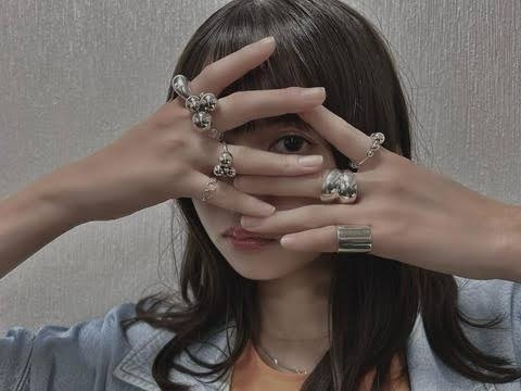 指輪のおしゃれを楽しんでるガールさん【結婚指輪以外】