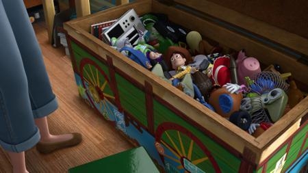 アメリカで4歳の双子が木製のおもちゃ箱で眠り込み窒息死か。母親は「わけがわからない」と困惑。警察が捜査