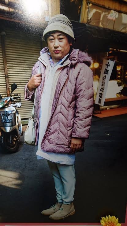 【おしゃれに必要なのは筋肉】歳を重ねて悟った真理に共感の声殺到!!「ピアス重いですよね」「革カバンマジで無理」「ある時突然重くて無理に」の声