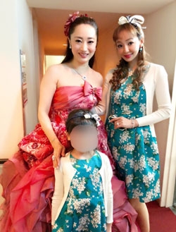 神田うの 11歳娘から「ママダサい」 DIOR&グッチ&ドルガバのパーティコーデに