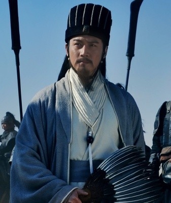 向井理が「超孔明！」絶賛の理由　「１人だけ時代劇でやってくれと」引き算の演技　フジ系主演ドラマ「パリピ孔明」