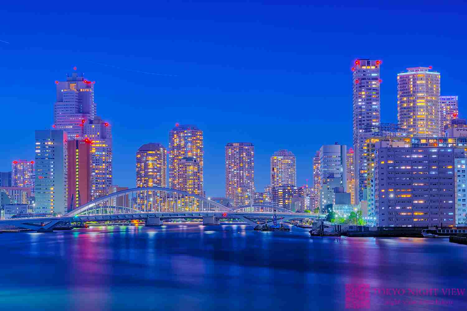 ビルやタワマンの夜景が好きな人