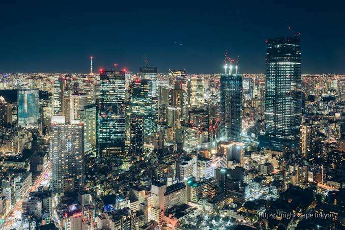 ビルやタワマンの夜景が好きな人