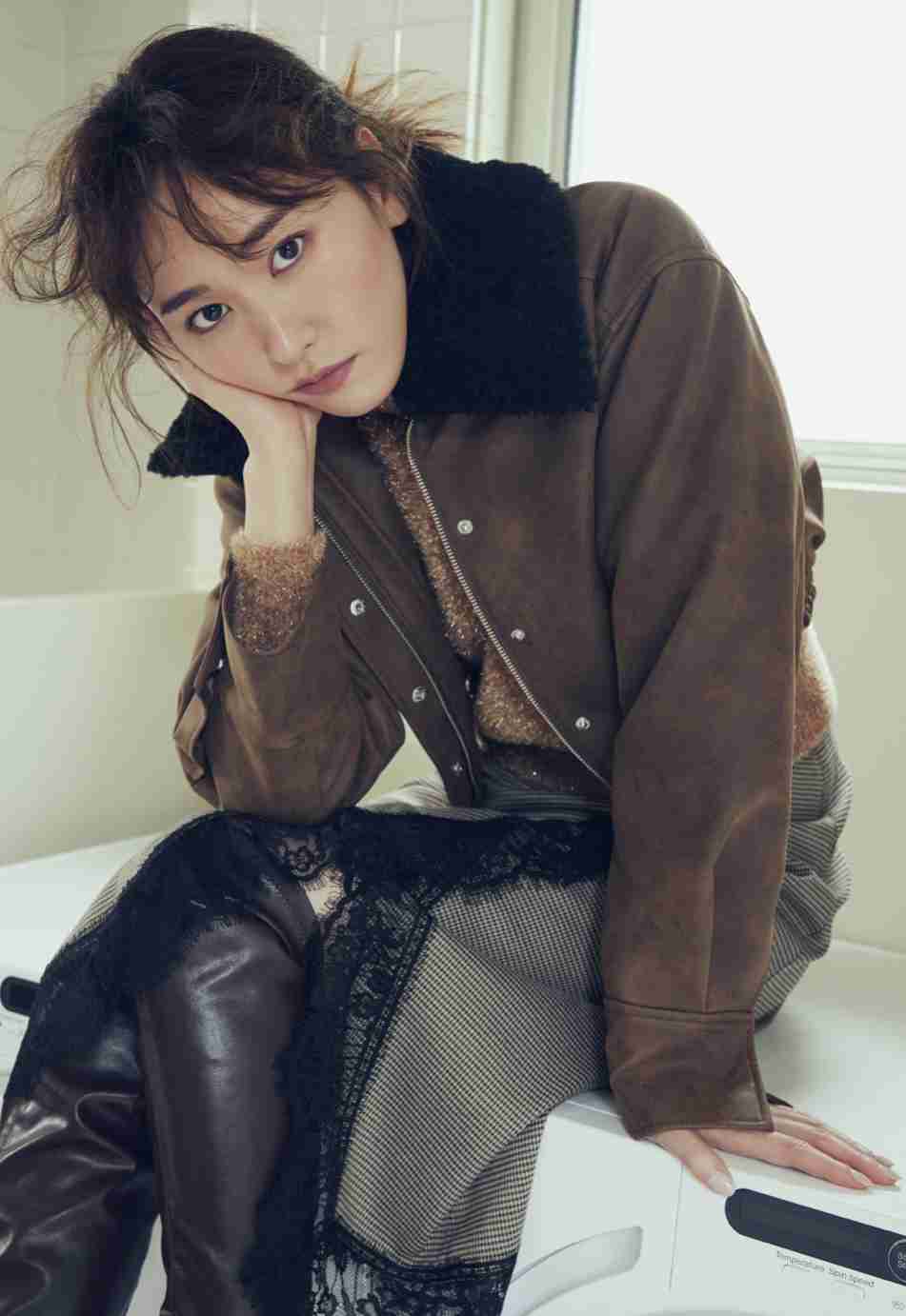 『新垣結衣 meets LILY BROWN』最新オフショットムービー公開 『SPUR』のビジュアルが大反響