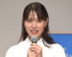 『新垣結衣 meets LILY BROWN』最新オフショットムービー公開 『SPUR』のビジュアルが大反響