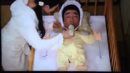 恋人から「赤ちゃんの格好が好き」と告白され困惑の男性　フェチ発覚で破局危機