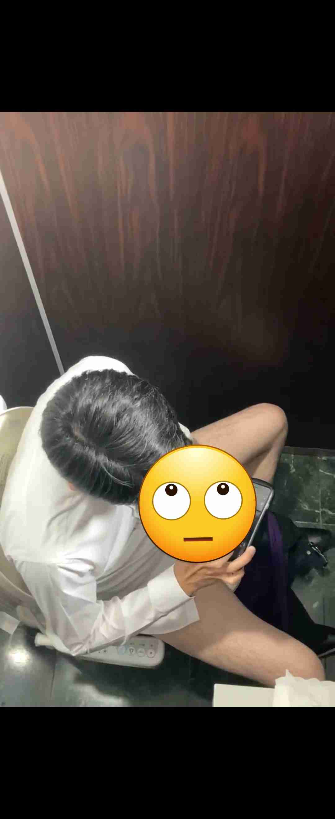 公園のトイレで上からカメラを差し向け　4歳児を盗撮した疑い　25歳の無職の男を父親が現行犯逮捕