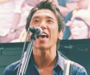 バンドのボーカル以外のメンバーの画像を貼ってバンド名が分かったらプラスを押すトピ