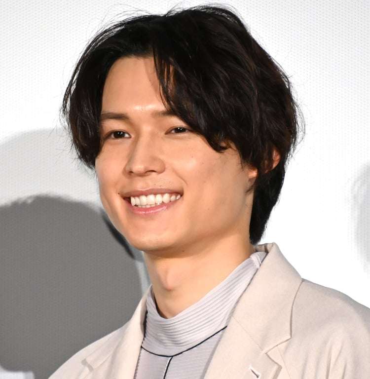 松村北斗と上白石萌音、友達でも恋人でもない“最高の理解者”に 『夜明けのすべて』特報&ビジュアル&追加キャスト解禁