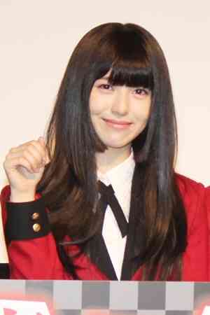 ロングヘアからショートヘアにした人