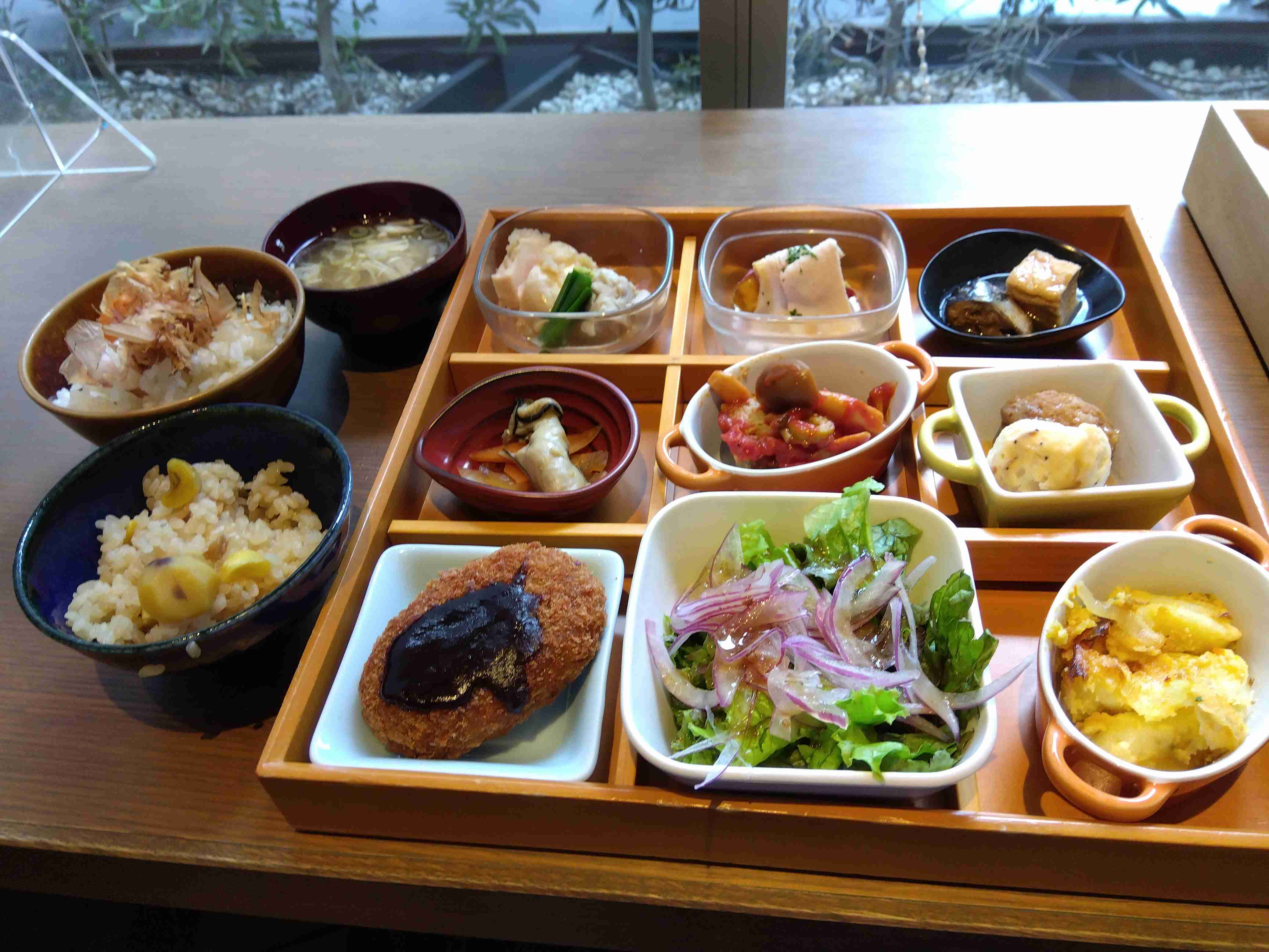 贅沢ランチの相場!