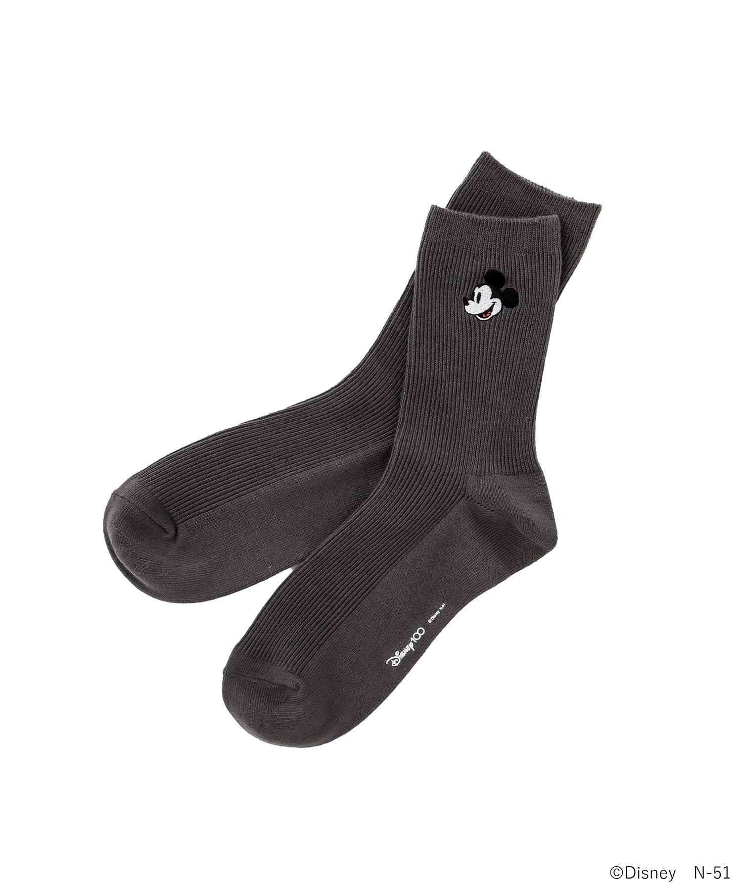 履いてる靴下、最近買った靴下何でも良いので見せてください。