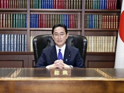 経済対策で岸田総理「所得税・住民税の減税と低所得世帯へ10万円給付」を指示