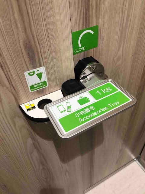 高速道路のトイレ清掃員、必須アイテムは「タブレット端末」!? もはや「掃除してきて」イメージ変わる大進化