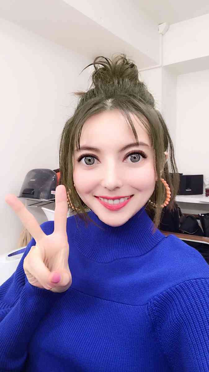 ベッキー、不倫風PR動画で謝罪の浦添市長擁護「セクハラと思わない」「ハラスメント警察すぎ」