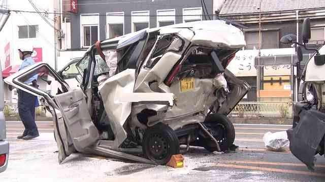 渋谷スクランブル交差点付近で車が雑踏に突っ込む 8人けが重傷者なし ハンドル操作ミスか 運転手を過失運転傷害で逮捕
