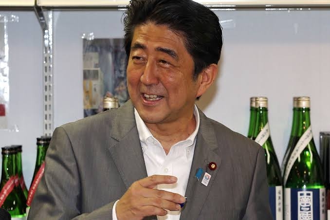 前首相の菅義偉氏　20代半ばまで「フラフラした人生」　就職して気付いた「政治が世の中を動かしてる」