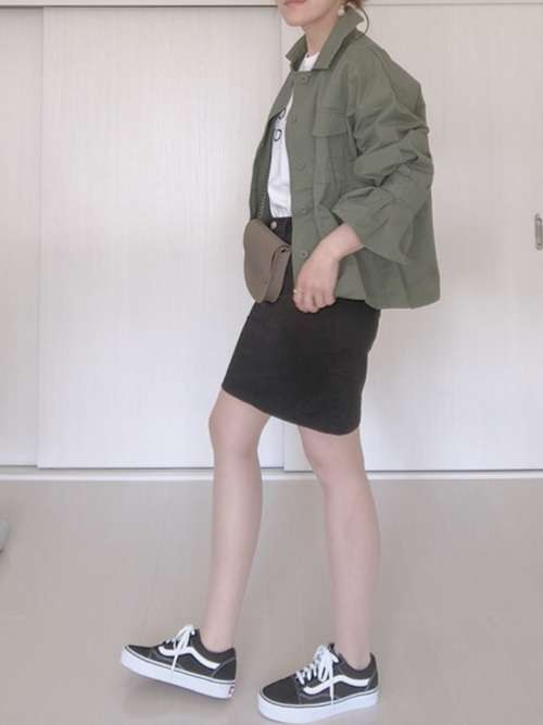 膝上のスカートやパンツいつまで履いてましたか？