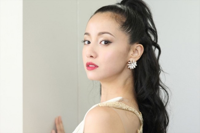 沢尻エリカ、メーテル風の最新ショットにネット沸き立つ　“不変の姿”に「えげつなく可愛い」「美しすぎる」