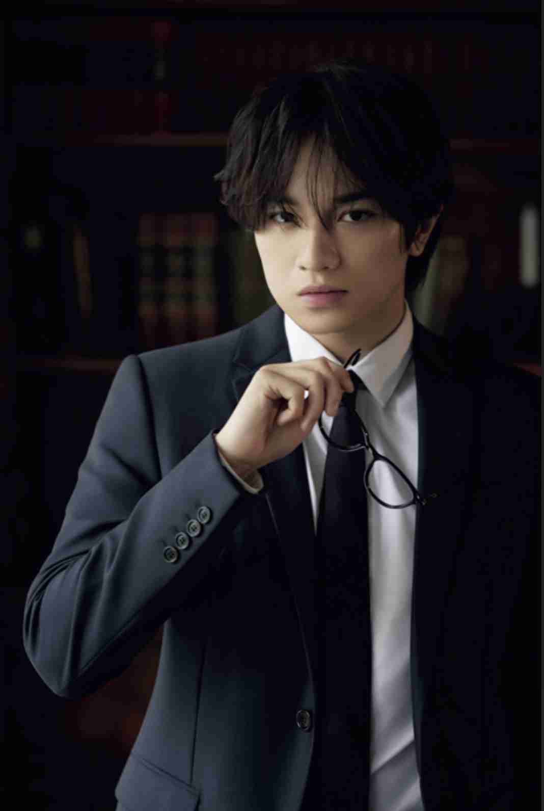 なにわ男子“ビジュアル担当”高橋恭平（23）同い年グラドル・黒木ひかりとの“お泊まり愛”スクープ撮