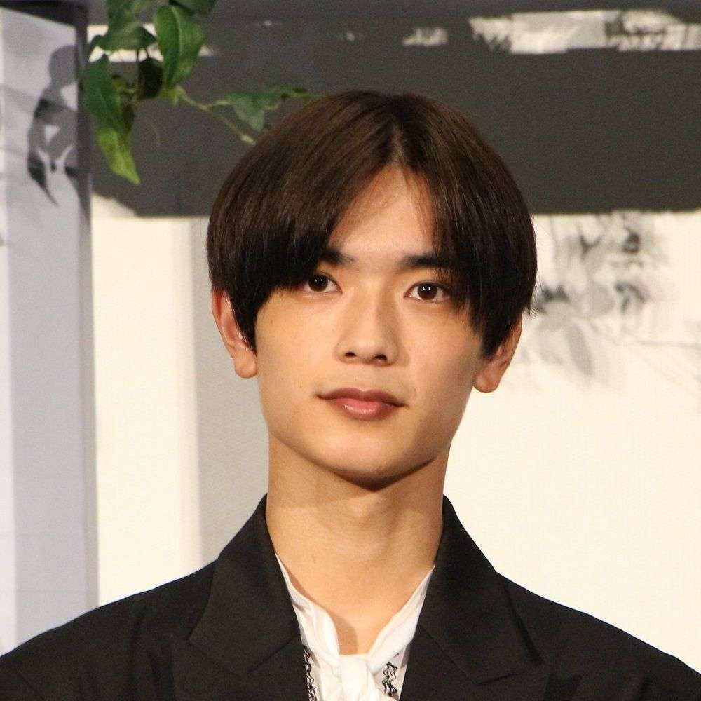 なにわ男子“ビジュアル担当”高橋恭平（23）同い年グラドル・黒木ひかりとの“お泊まり愛”スクープ撮
