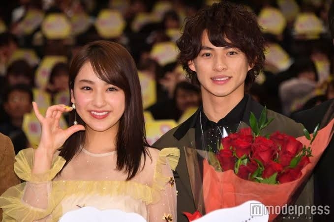なにわ男子“ビジュアル担当”高橋恭平（23）同い年グラドル・黒木ひかりとの“お泊まり愛”スクープ撮