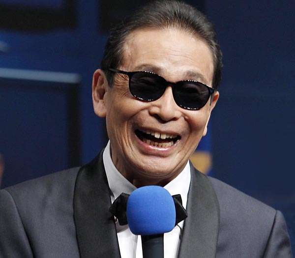 知らない人からの突撃訪問、出ますか？