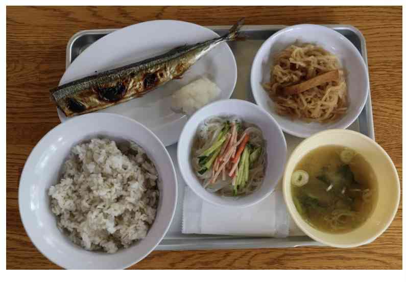 「現金を封筒に入れて」「教員が回収役に」…なぜ給食費は“昭和的”なのか？ 「一律無償化」と共に考えるアップデート