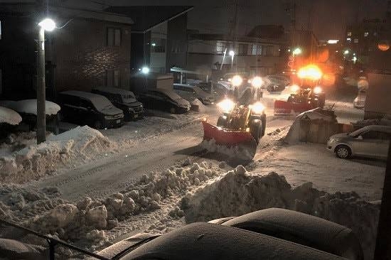 北海道に今季初の大雪警報　幌加内町朱鞠内で積雪57センチ「こんなに…降るとは思わなかった」札幌も氷点下に
