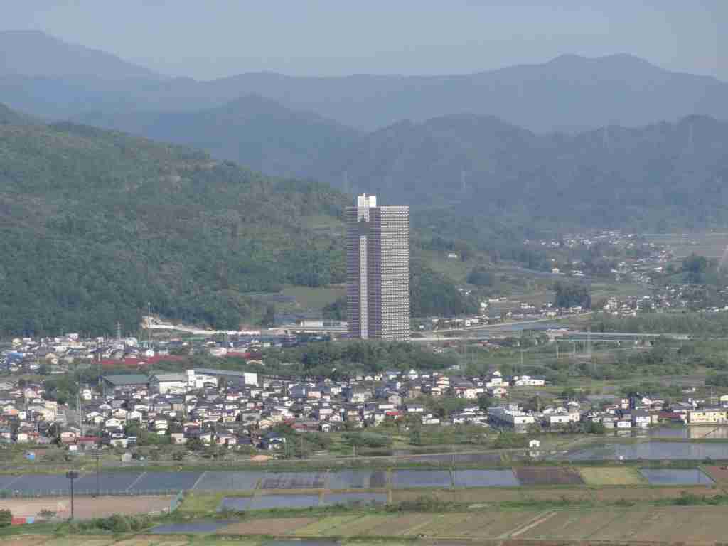 都会と田舎の経験格差