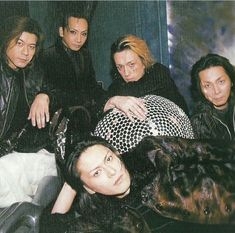 「BUCK―TICK」櫻井敦司さん偲ぶ会　献花券の転売横行、価格10倍超も…ファン激怒「許せない」