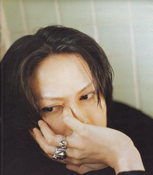 「BUCK―TICK」櫻井敦司さん偲ぶ会　献花券の転売横行、価格10倍超も…ファン激怒「許せない」