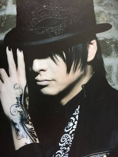 「BUCK―TICK」櫻井敦司さん偲ぶ会　献花券の転売横行、価格10倍超も…ファン激怒「許せない」