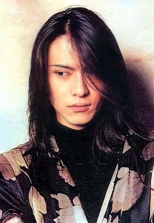「BUCK―TICK」櫻井敦司さん偲ぶ会　献花券の転売横行、価格10倍超も…ファン激怒「許せない」