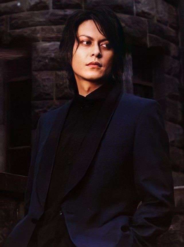 「BUCK―TICK」櫻井敦司さん偲ぶ会　献花券の転売横行、価格10倍超も…ファン激怒「許せない」