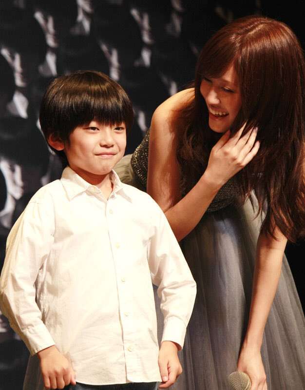 「呪怨」の“真っ白”な男の子、18歳迎え成人　成長した姿に「もうそんなに」「「ますますハンサム」と驚く声