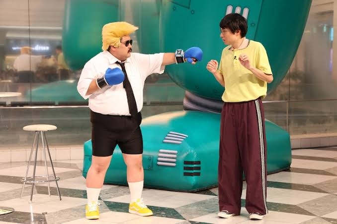 カルビー、「ポテトチップス コンソメメガトンパンチ」を限定発売 - コンソメ風味3.5倍