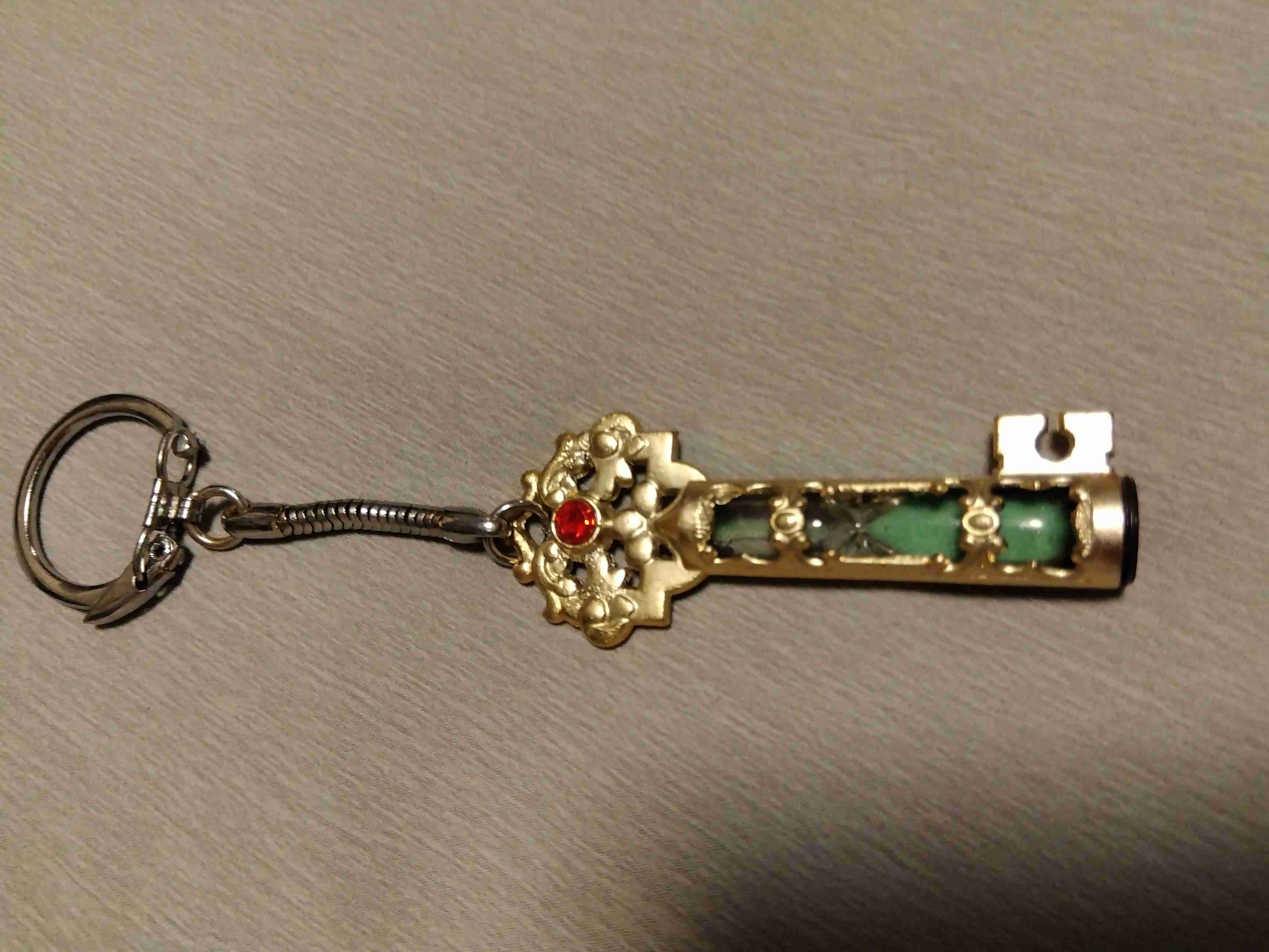 大人になってから懐かしくて思わず買ってしまった子供の頃好きだった物