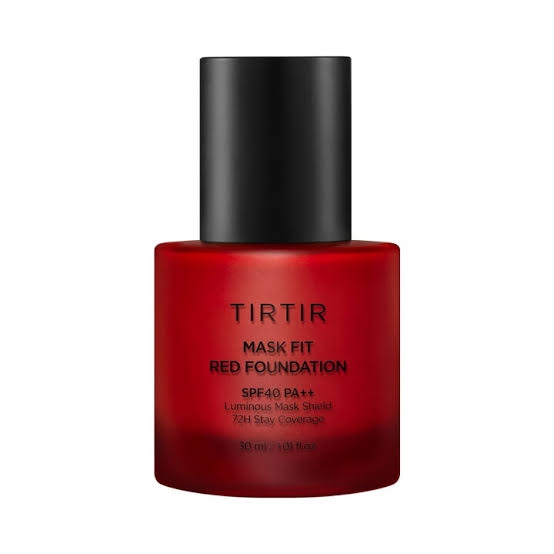 ツヤとカバー力があるファンデーション